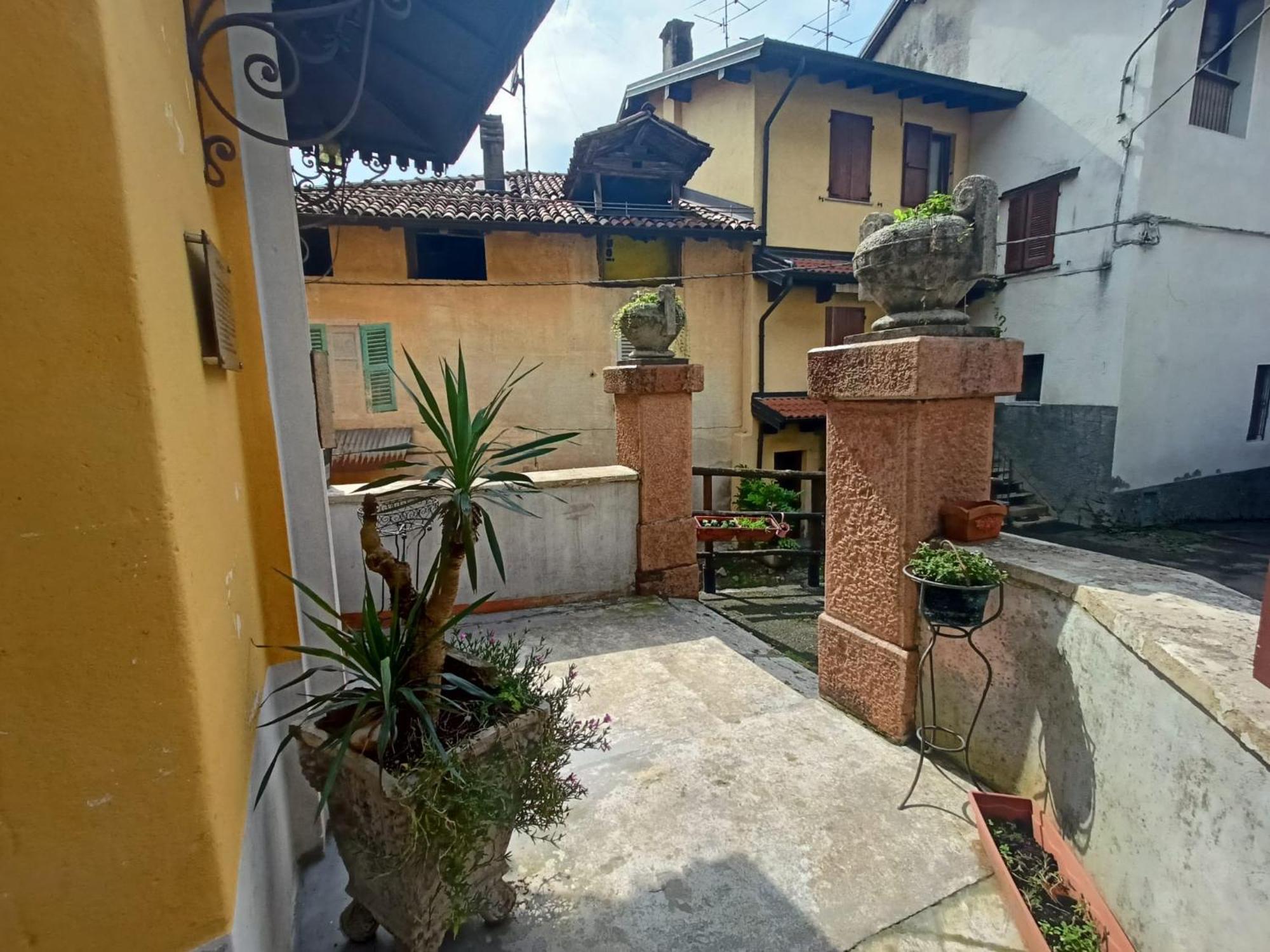 Foresteria Lombarda B & B Ca' Pelitti Ganna Bagian luar foto